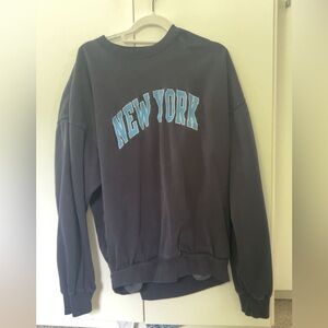 Brandy Melville sweatshirt